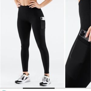 Black Fabletics Leggings